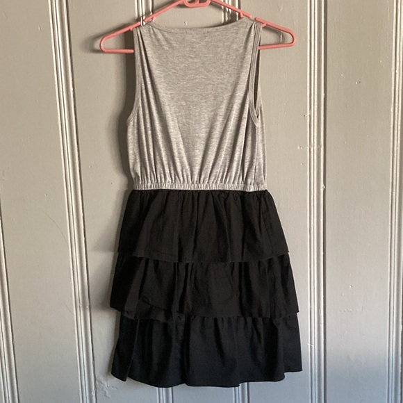 Host Pick- 👗 Super Cute Gray & Black Tiered Bebop Dress- Size Small - Picture 5 of 10